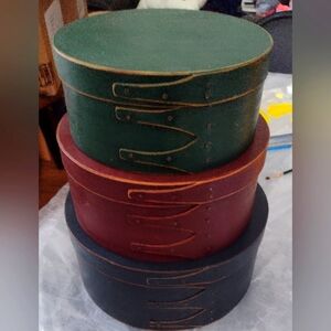 Stackable Shaker Boxes